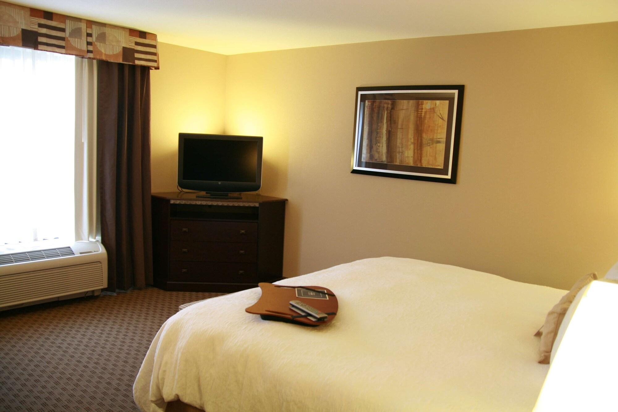Hampton Inn Topeka Exteriör bild